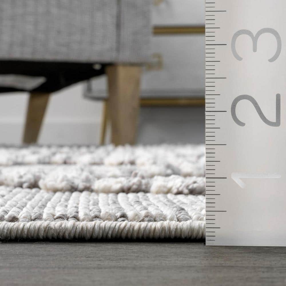 Reversible Gray Braided 25" Synthetic Easy-Care Runner Rug