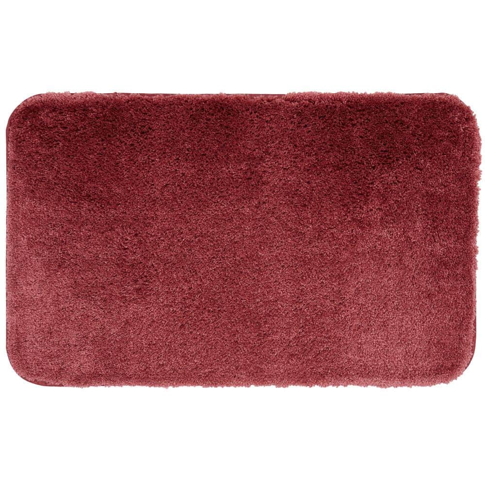 Hastings Home Bathroom Mats 60-in x 24-in Burgundy Polyester