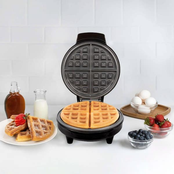 Belgian Waffle Maker WM1000B