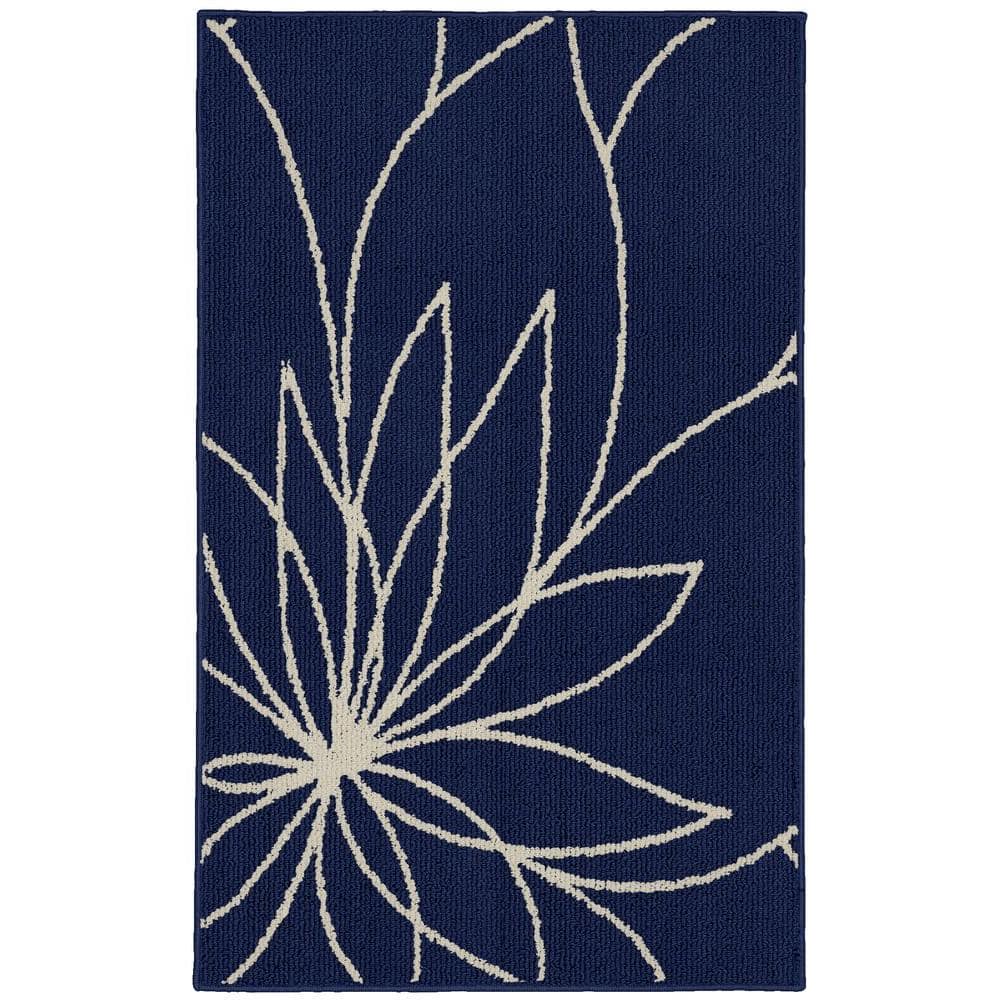 Indigo and Ivory Floral Polypropylene Indoor Accent Rug, 30" x 46"