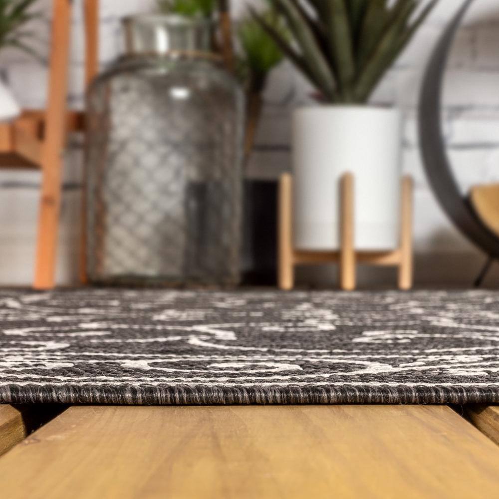 Black and Gray Synthetic Flat Woven Reversible Area Rug