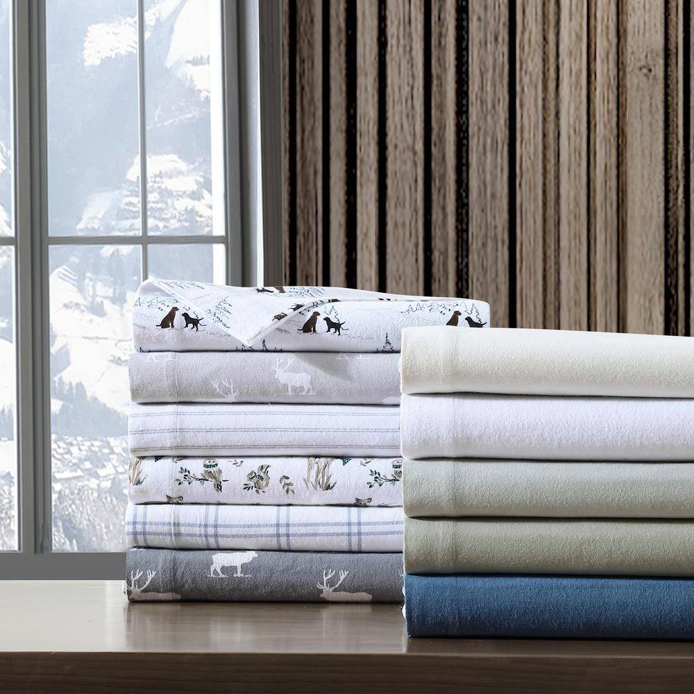 Twin White Cotton Flannel Sheet Set with Dog Print