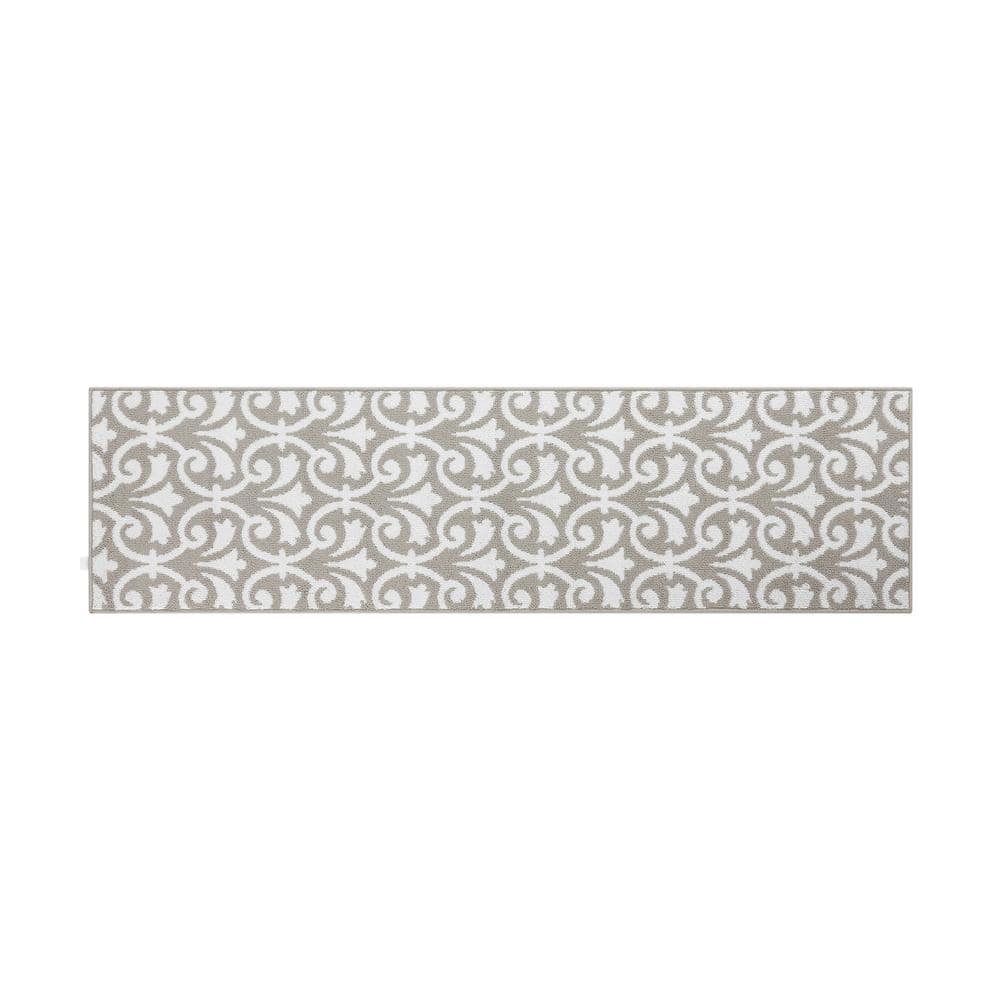 Jean Pierre Light Grey and White 26 in. x 72 in. Medallion Washable Non