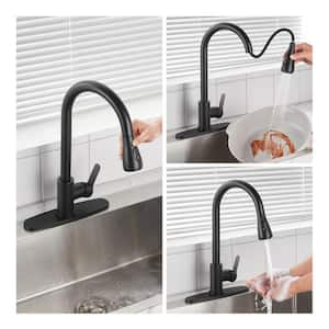 Pause Mode Gooseneck Single Handle Pull Down Sprayer Kitchen Faucet with Deckplate Pull Out Sink Faucet in Matte Black