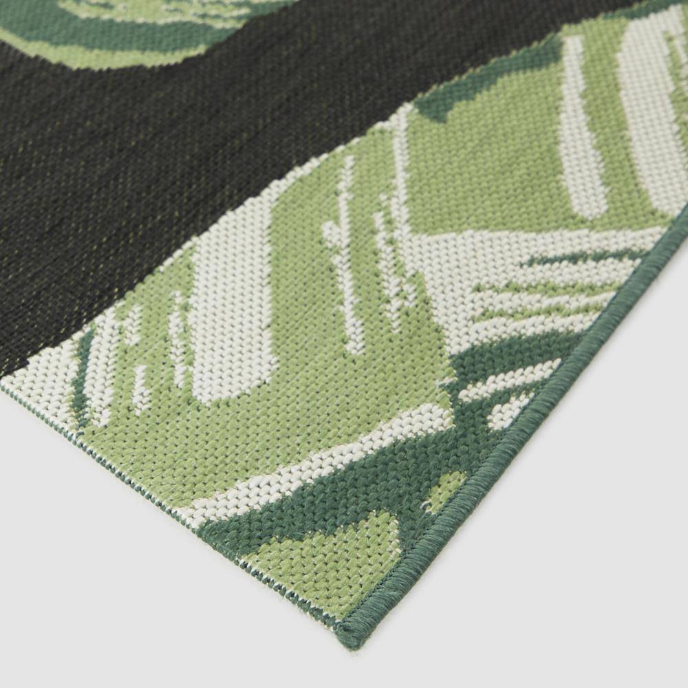 Green and Black Botanical Pattern Rectangular Synthetic Rug 5' x 7'
