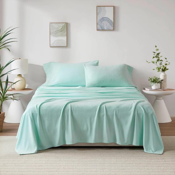 TRUE NORTH Micro Fleece 4-Piece Aqua Polyester Queen Sheet Set