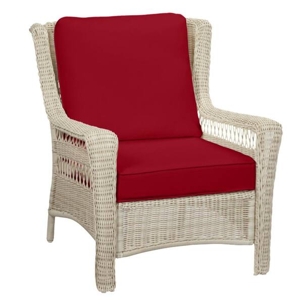 Hampton Bay Park Meadows OffWhite Wicker Outdoor Patio Lounge Chair