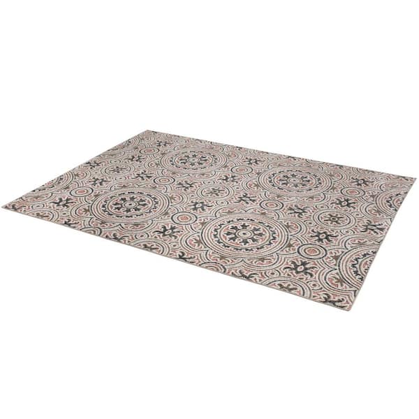 Geo Gray 5 ft. 3 in. x 7 ft. 3 in. Indoor/Outdoor Area Rug