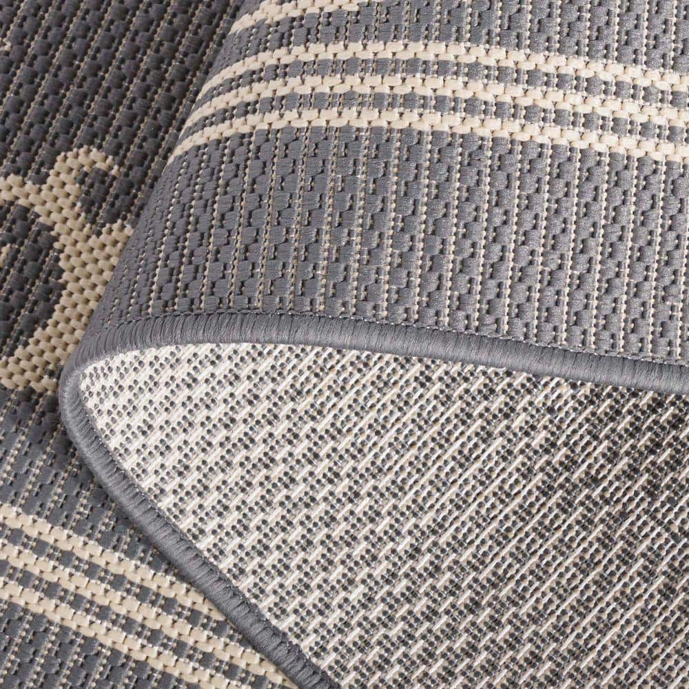 Grey and Natural Baroque Print Rectangular Synthetic Outdoor Rug