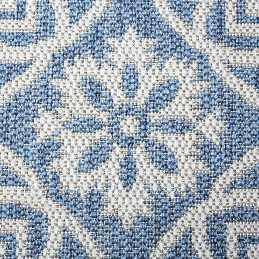 Danica Medallion Blue/Gray Synthetic Indoor/Outdoor Area Rug