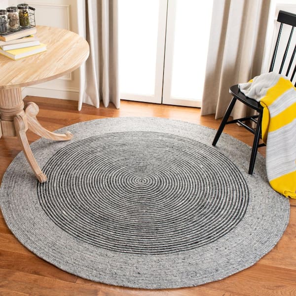 Braided Gray/Black 7 ft. x 7 ft. Round Striped Area Rug