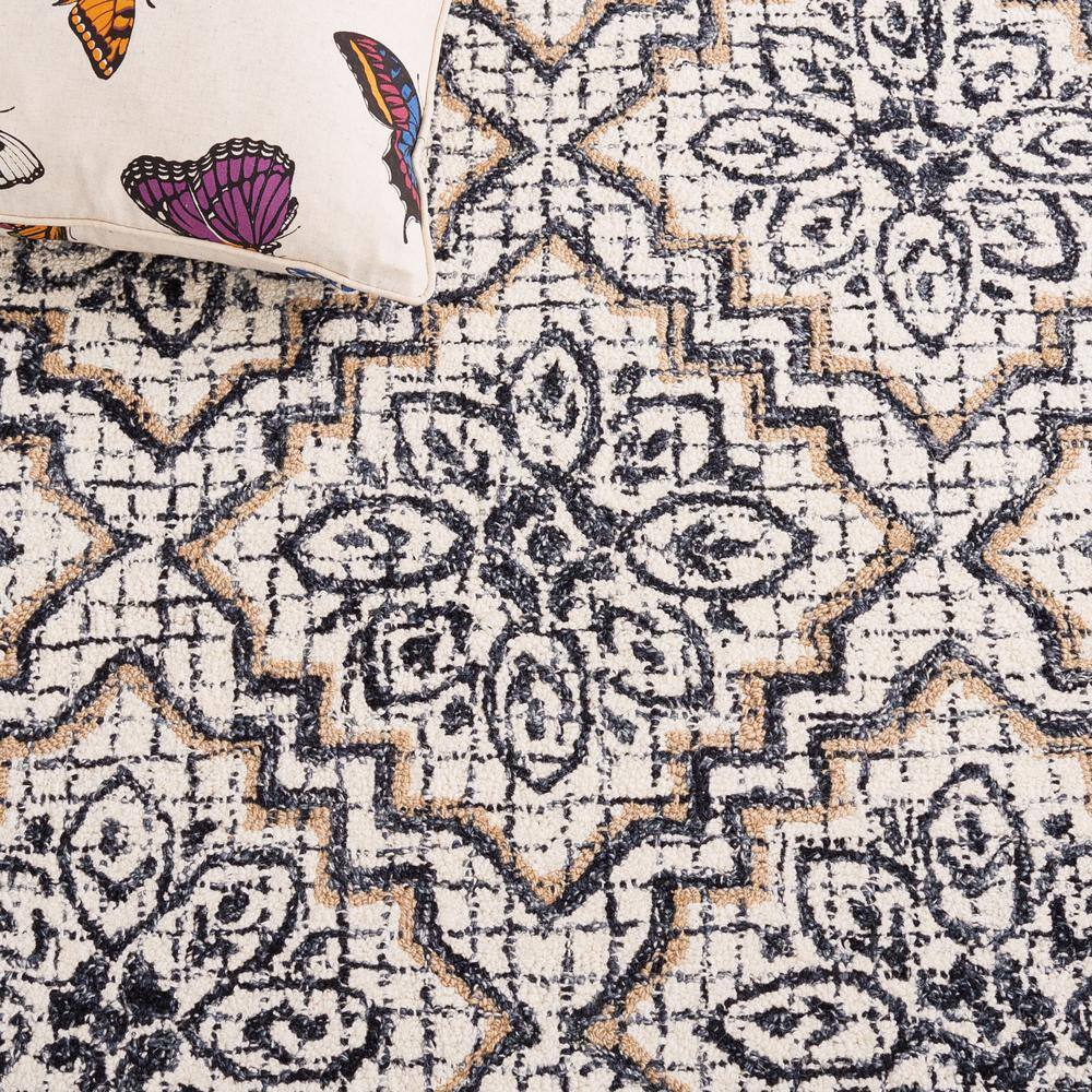 Hand-Tufted Ivory and Navy Wool 8' x 10' Abstract Rug