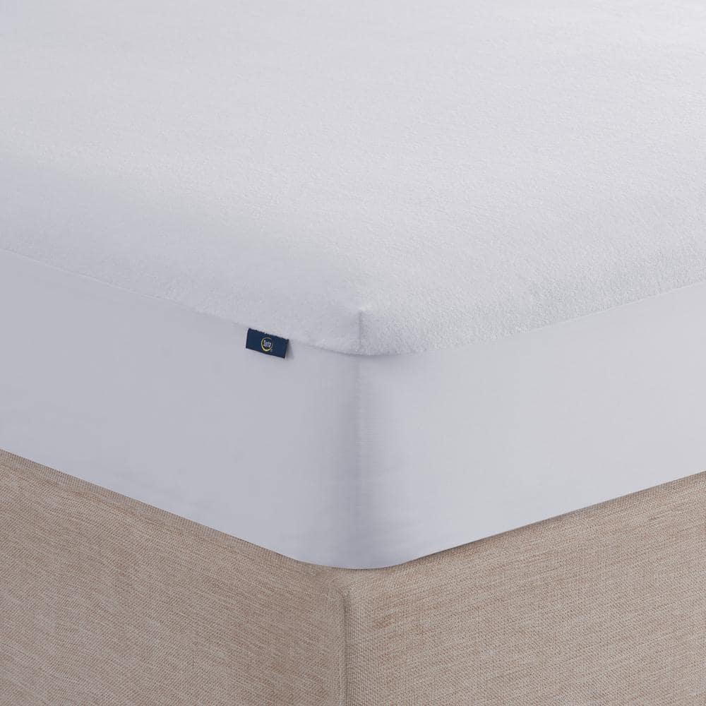 Twin White Bamboo and Polyester Waterproof Mattress Protector