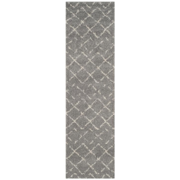 Arizona Shag 2 ft. x 10 ft. Gray/Ivory Diamond Geometric Runner Rug