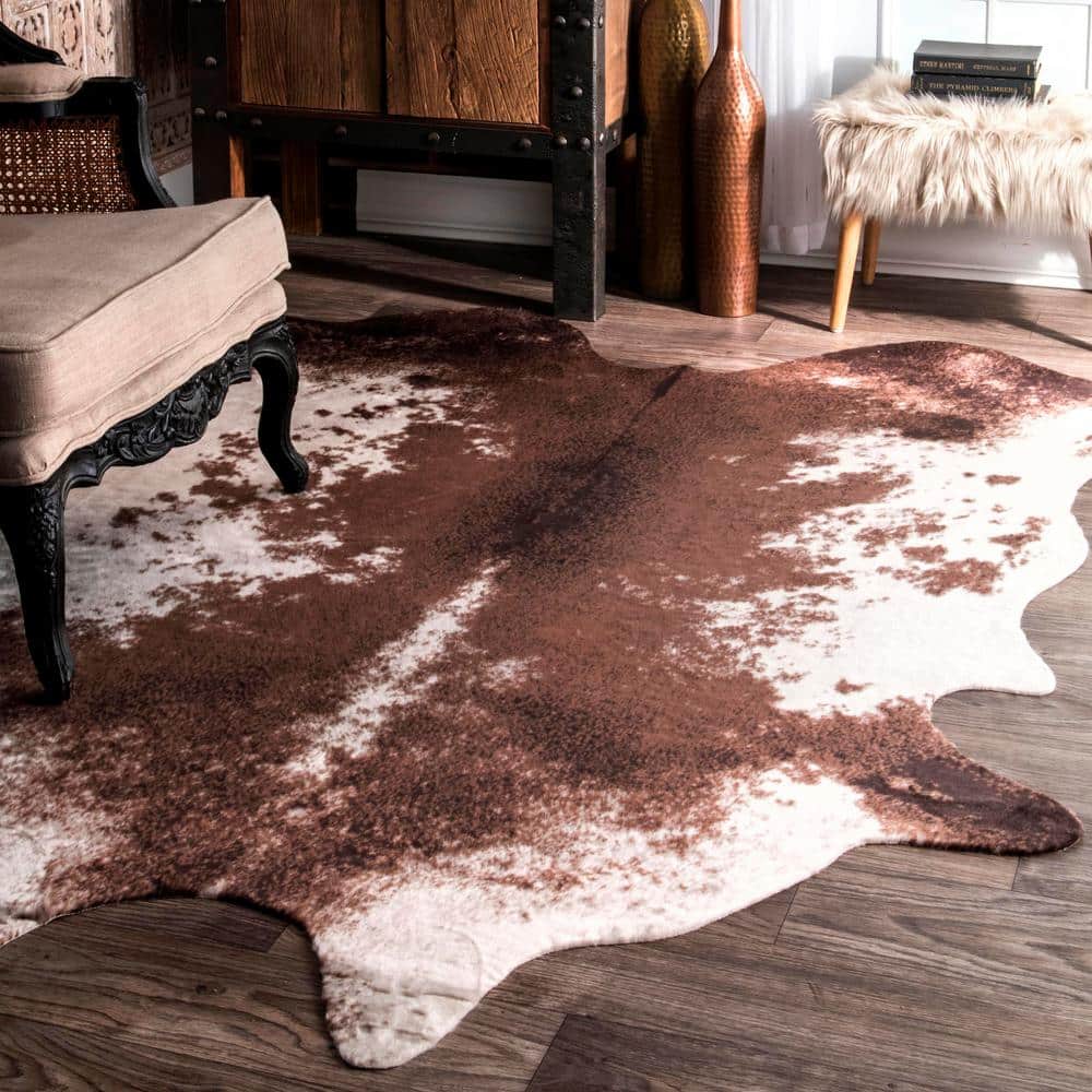 Rustic Square Easy-Care Faux Cowhide Area Rug, Brown 47"x6"