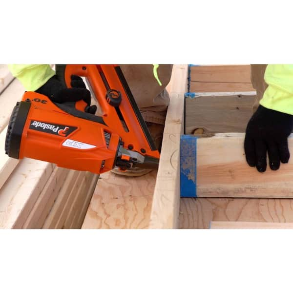 Paslode CF325XP Lithium-Ion 30° Electric Cordless Framing Nailer