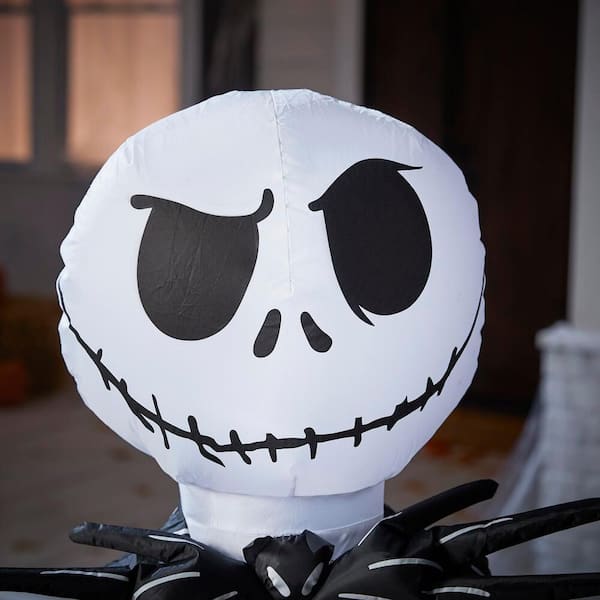 Disney 3.5 ft. Jack Skellington and Sally Airblown Halloween Inflatables  21GM21765 - The Home Depot