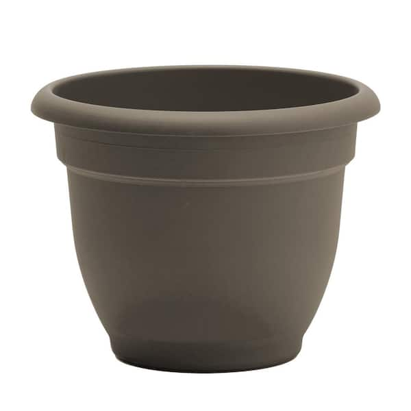 Ariana 17.75 in. L x 17.75 in. W x 13.75 in. H 24 qts. Peppercorn Indoor/Outdoor Plastic Self-Watering Planter