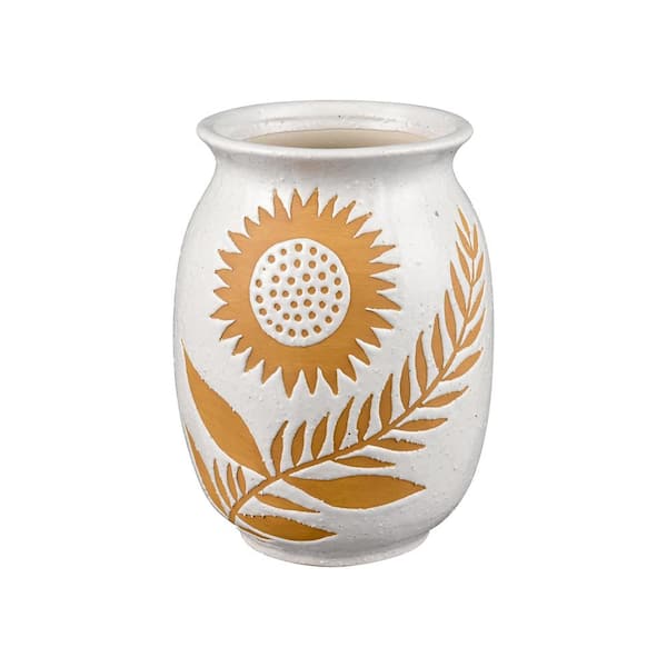 Unbranded Cambridge Ceramic 4.5 in. Decorative Vase in White - Medium