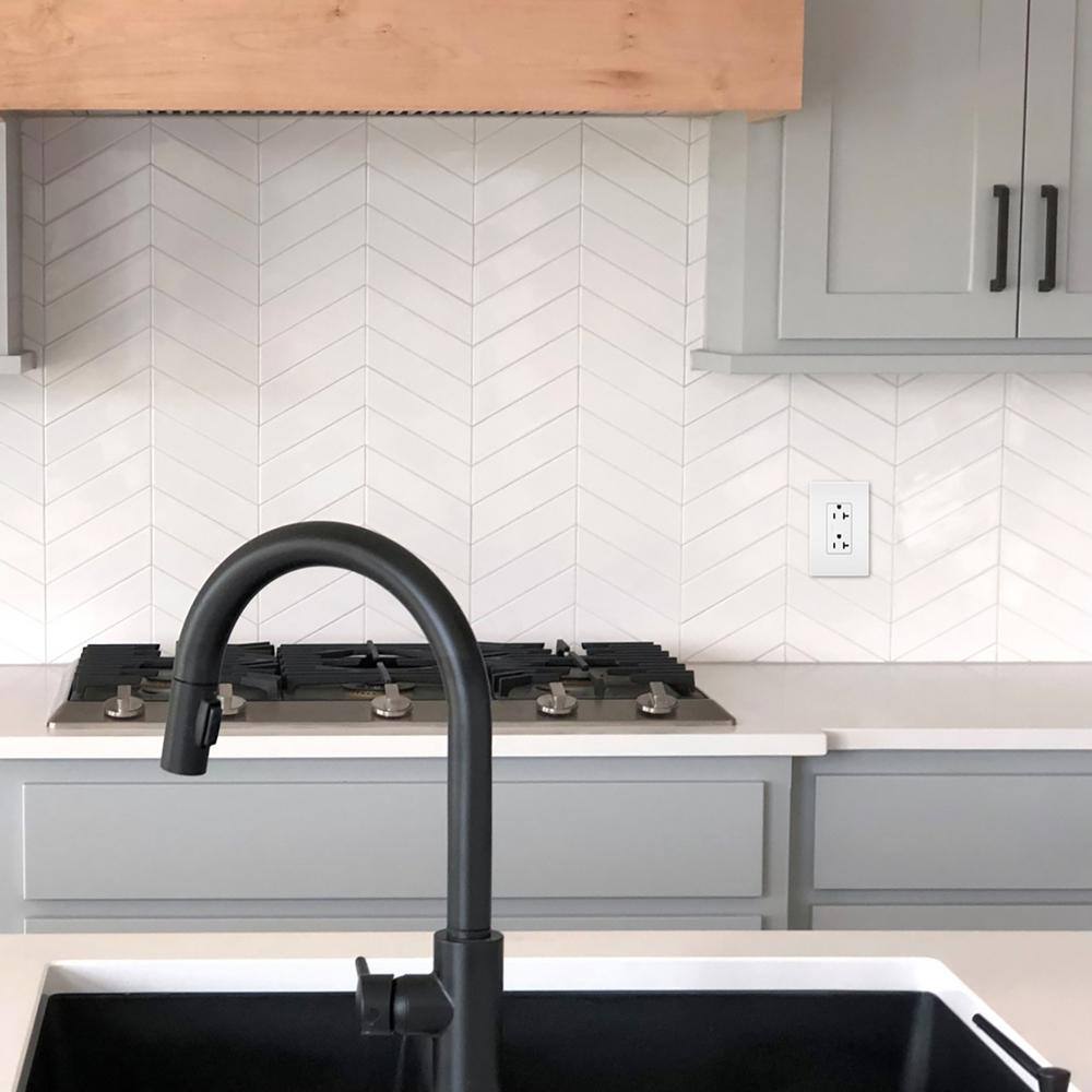 White Tamper Resistant Decorator Outlet with Wall Plate