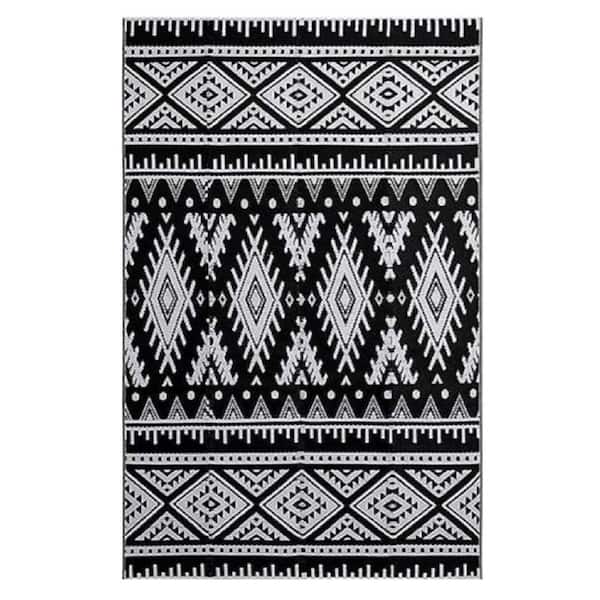 Unbranded 5x8 ft Reversible Outdoor Plastic Straw Rug, Waterproof Boho Patio Carpet for RV, Deck, Backyard, Black & White