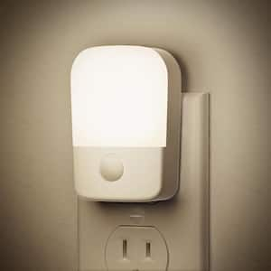 Night Light with Dusk to Dawn Sensor, 30/60 LM Adjustable Brightness, 3000K Soft Warm Nightlights (4-Pack)