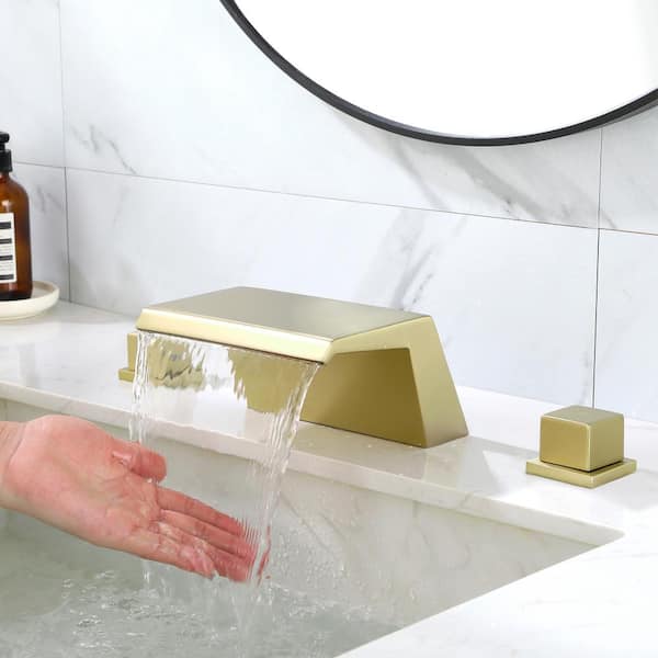 8 in. Widespread Double Handle 1.2 GPM Bathroom Faucet with Quick Connect Hose and Water Supply Hoses in Brushed Gold