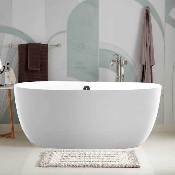 Vanity Art Lille 67 in. Acrylic Flatbottom Freestanding Bathtub in White
