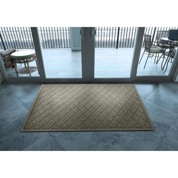 Waterhog Argyle Camel 45 in. x 70 in. PET Polyester Indoor Outdoor Estate Mat
