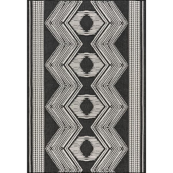 nuLOOM Ranya Tribal Black 4 ft. x 6 ft. Indoor/Outdoor Area Rug