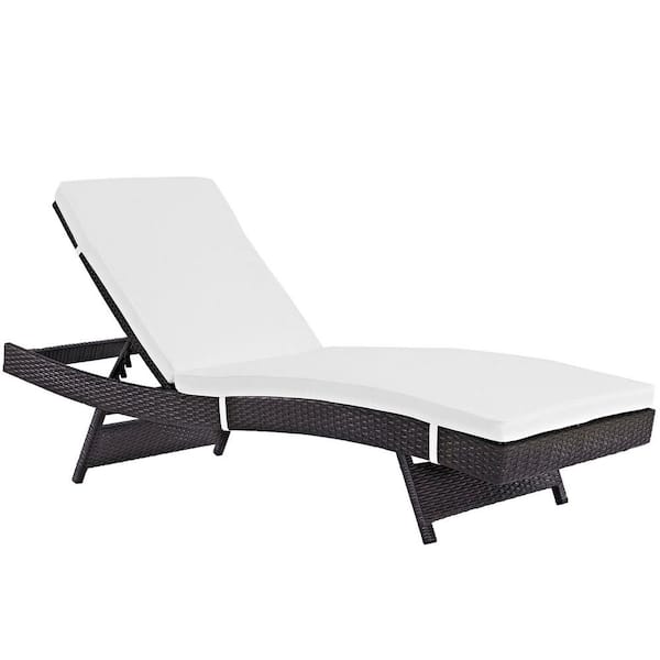 MODWAY Convene Wicker Outdoor Patio Chaise Lounge in Espresso with White Cushions