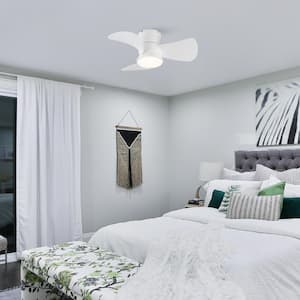 31 in. Indoor White Flush Mount Ceiling Fan with Integrated LED, DC Motor and Remote