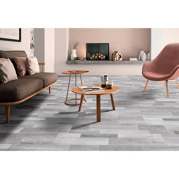 Hoffman Gray 20 MIL x 7 in. x 48 in. Waterproof Click Lock Luxury Vinyl Plank Flooring (19.02 sq. ft./ case)