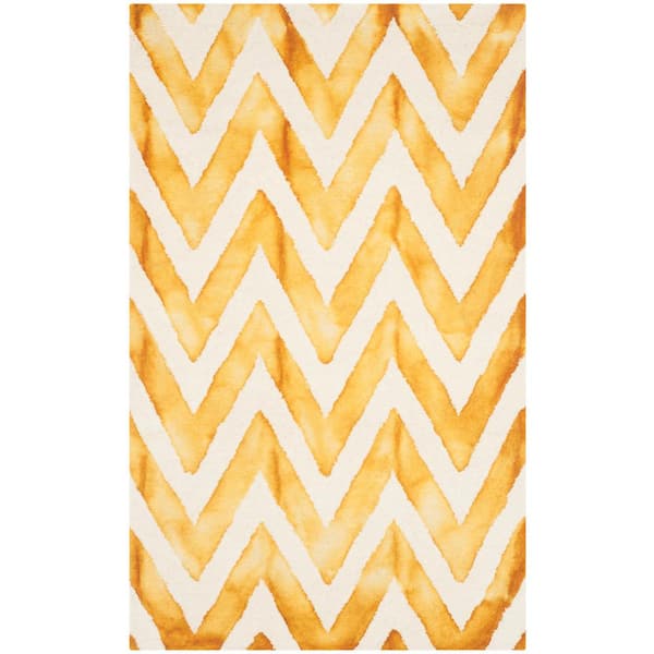 SAFAVIEH Dip Dye Ivory/Gold 3 ft. x 5 ft. Chevron Area Rug