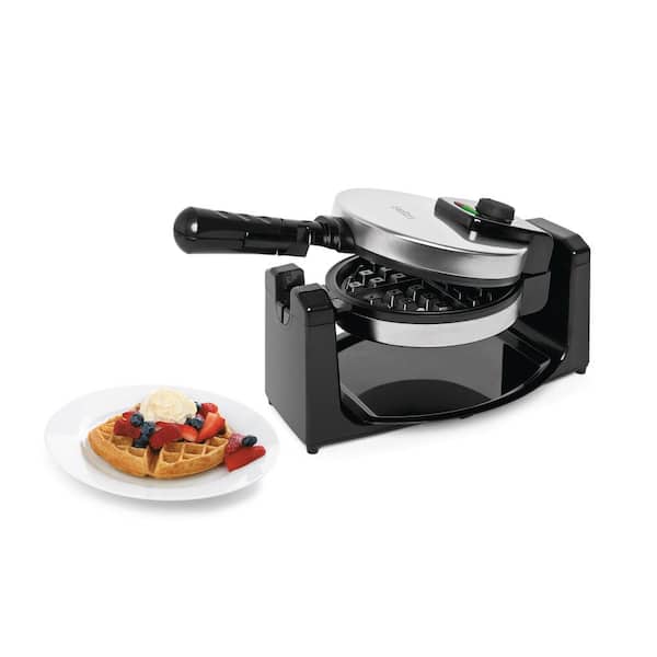 https://images.thdstatic.com/productImages/8aa48462-8209-476a-bb6f-08c4bcf34700/svn/black-stainless-steel-salton-waffle-makers-wm1082-e1_600.jpg
