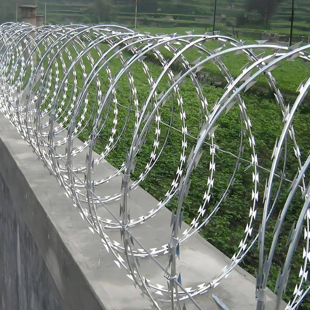 Galvanized Double Spiral Razor Wire Fence Set, 98 ft Coverage