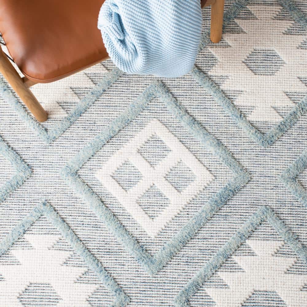 Vermont Blue and Ivory Handwoven Wool Area Rug 5' x 8'