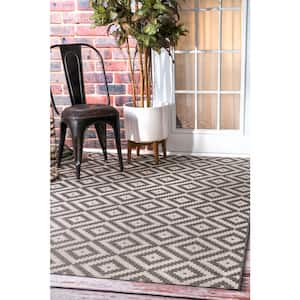 Marybelle Tribal Diamond Gray 8 ft. x 8 ft. Indoor/Outdoor Square Patio Rug