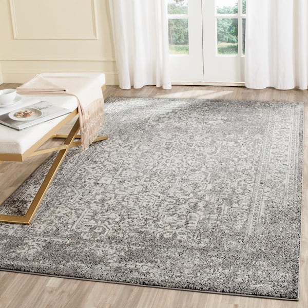 Evoke Grey/Ivory 7 ft. x 9 ft. Distressed Border Medallion Area Rug