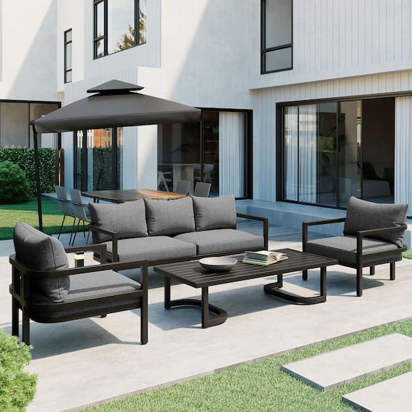 Harper & Bright Designs Black 4-Piece Metal and Acacia Wood Table Top Patio Conversation Set with Light Gray Cushions and Pillows