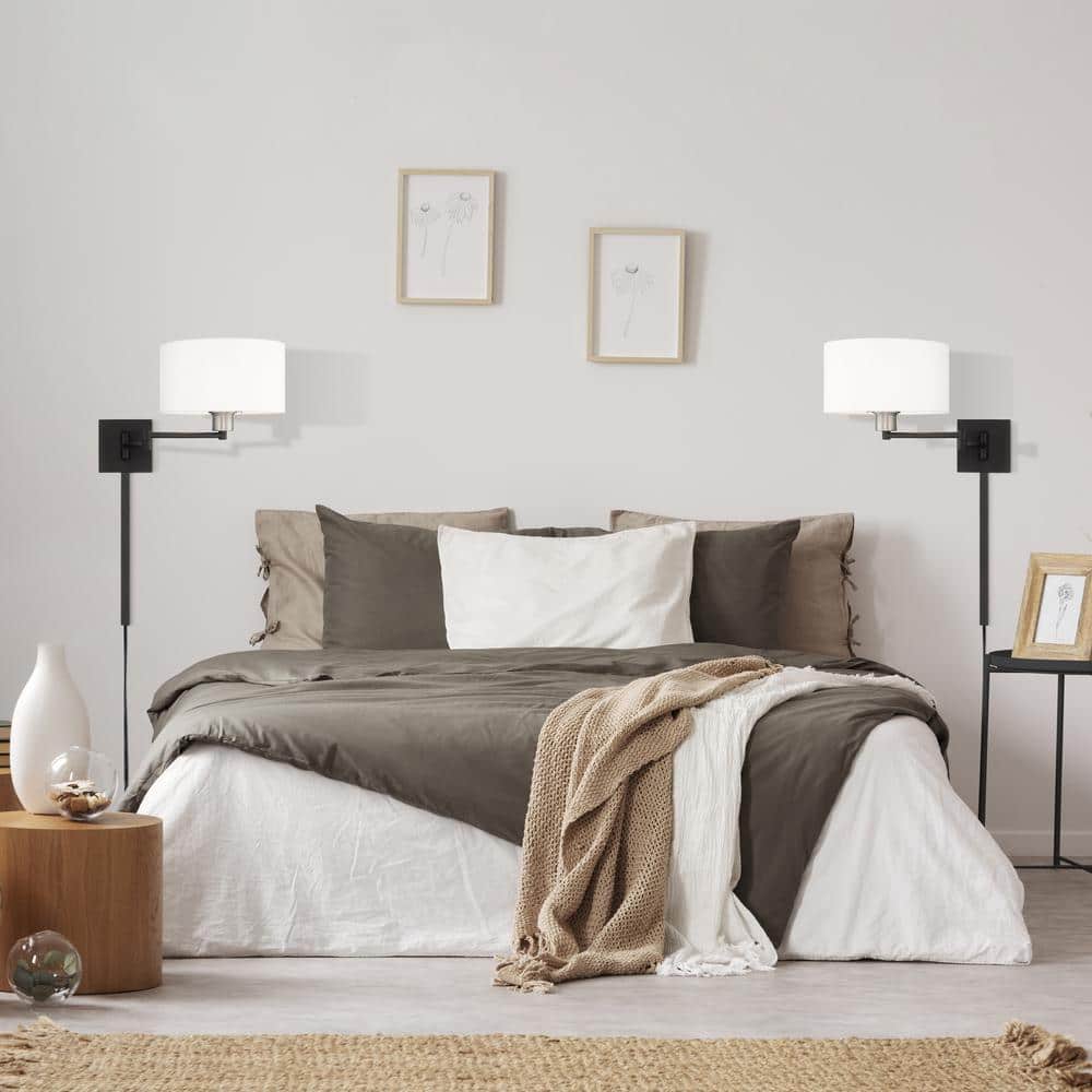 Sleek Transitional Black Swing Arm Wall Lamp with Off-White Fabric Shade