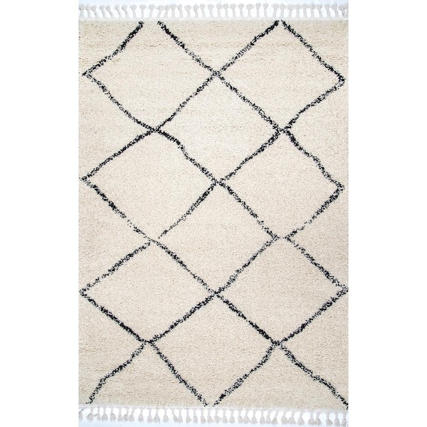 nuLOOM Jessie Moroccan Lattice Shag Off-White 7 ft. x 9 ft. Oval Rug