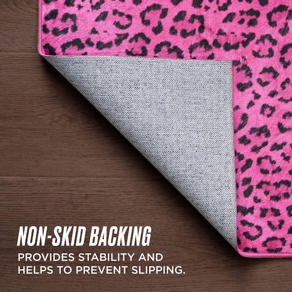 JUICY COUTURE 8 ft. x 10 ft. Hot Pink/Black Timeless Leopard Woven
