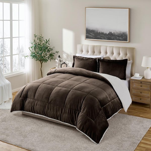 Premium Cold Weather 3-Piece Chocolate Reversible Polyester Micromink and Sherpa Queen Comforter Set