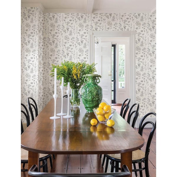 Bergamot Light Grey Pre-Pasted Non-Woven Wallpaper