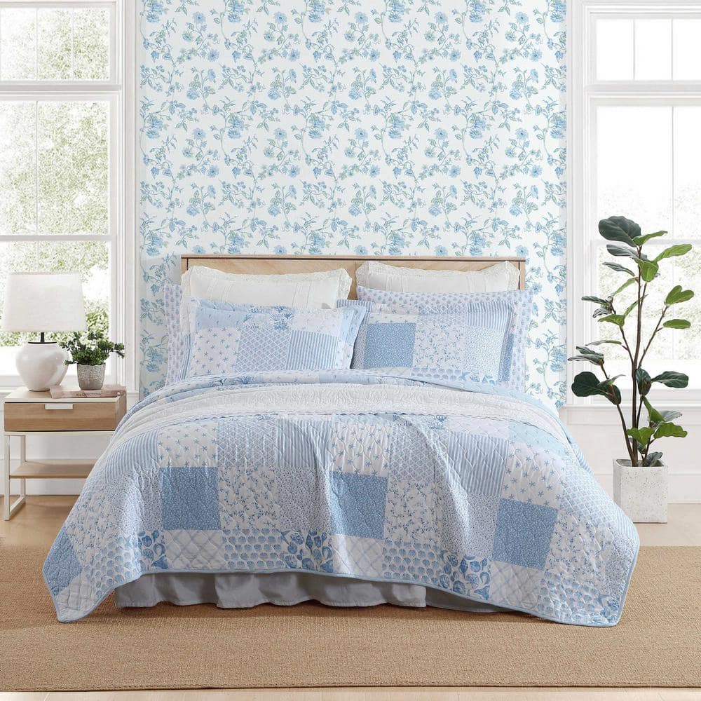 Laura Ashley Colleen's Coastal Patchwork 2-Piece Blue 100% Cotton Twin Quilt Set