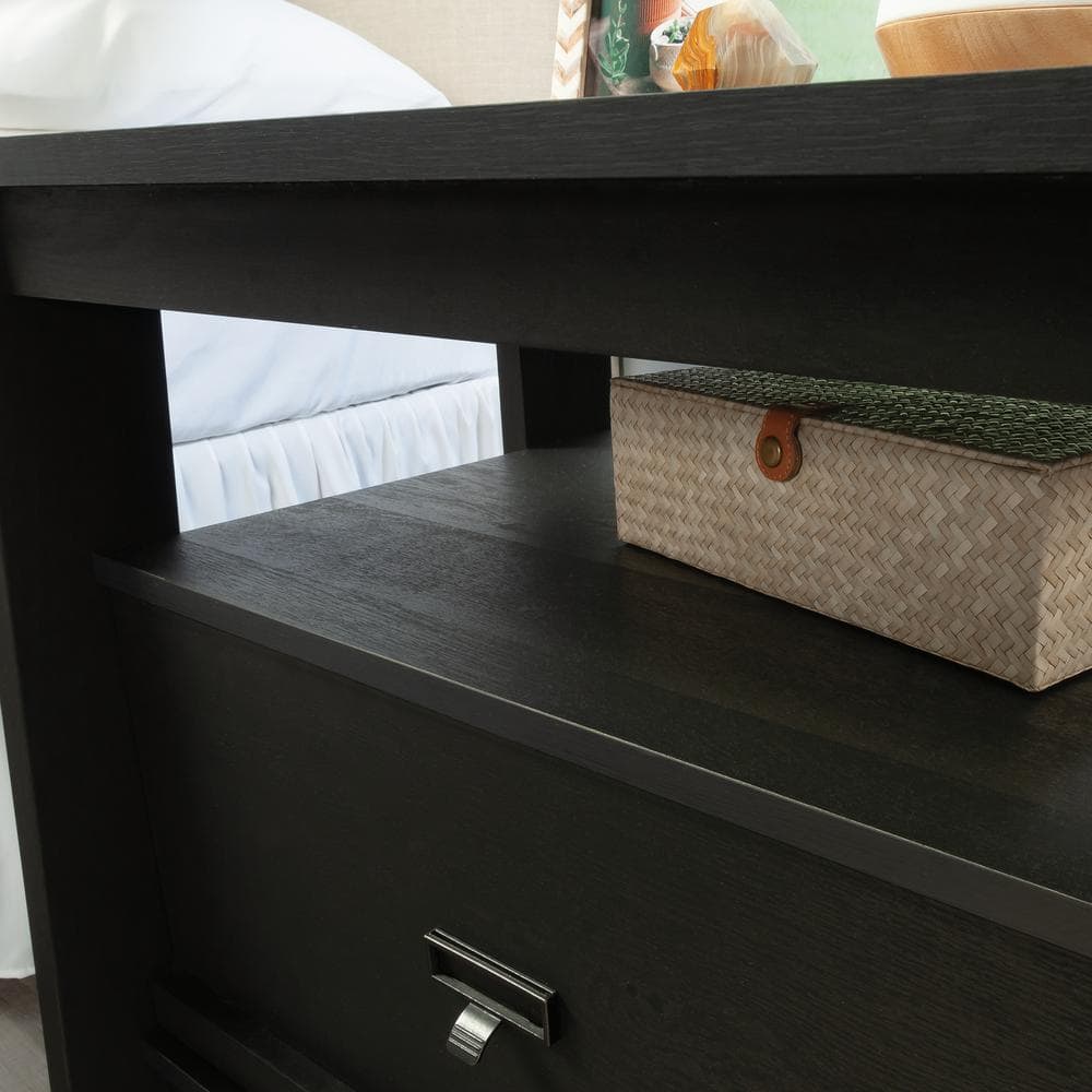 Raven Oak Country-Style Engineered Wood 1-Drawer Nightstand