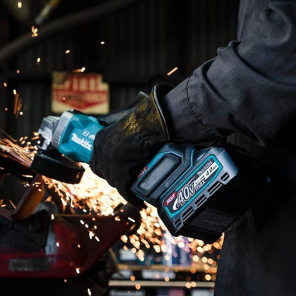 Makita GAG01Z XGT 4‑1/2 - 5 40V MAX Cordless Angle Grinder with Electric  Brake, BareTool