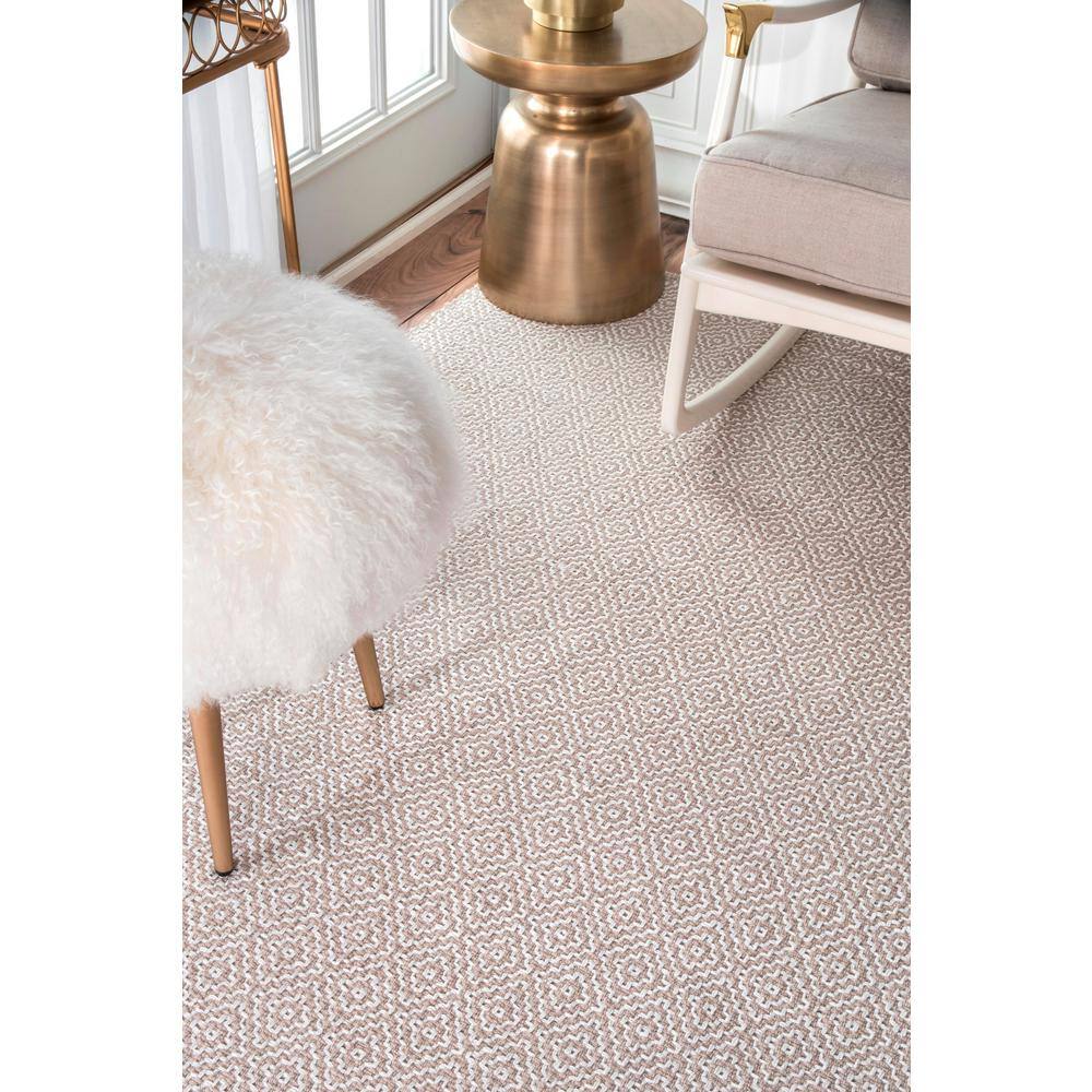 Handmade Taupe Geometric Cotton Tufted Area Rug 5' x 8'