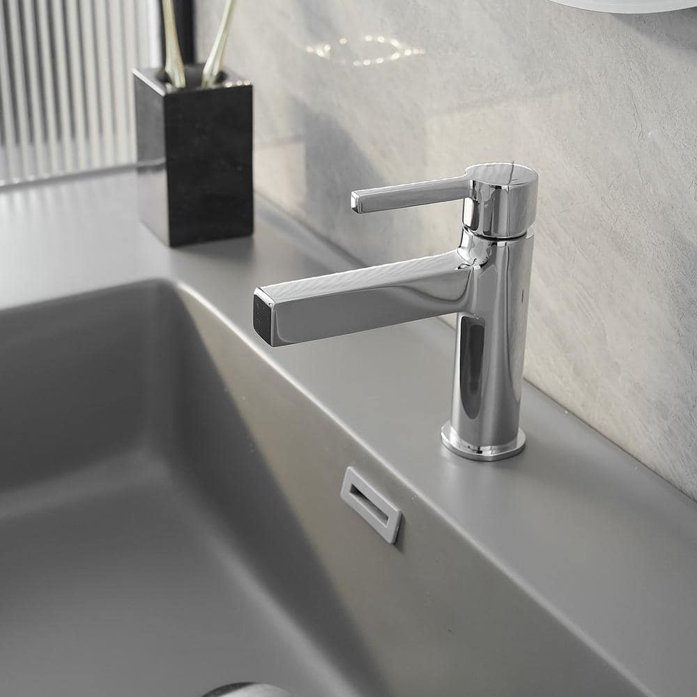 Polished Chrome Single Handle Modern Bathroom Faucet